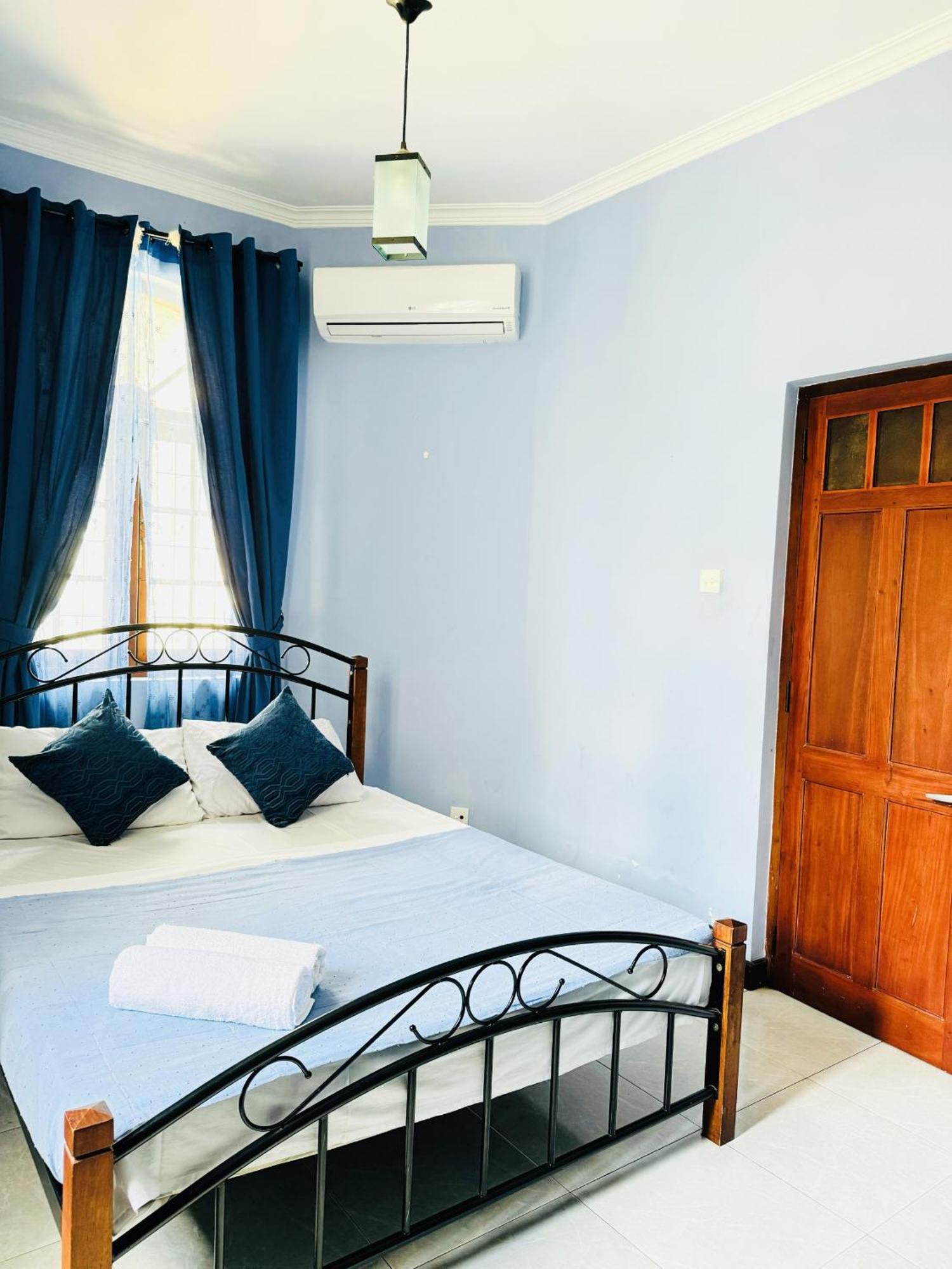 Skylight Villa 康提 外观 照片